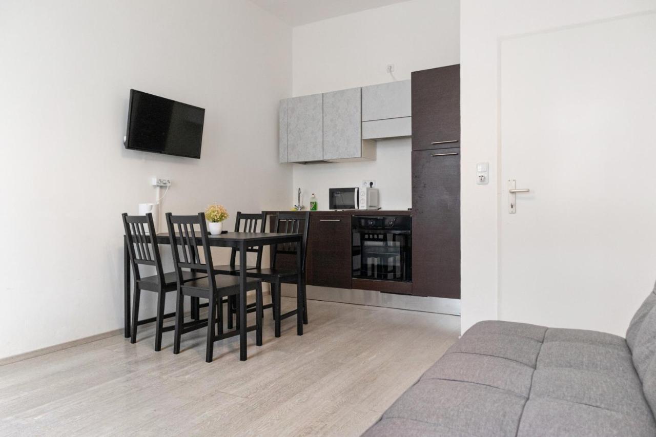 Pleasant 2Br - Perfect For Long Stays Wien Eksteriør billede